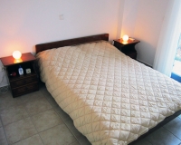 Schlafzimmer mit Ehebett